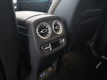 MERCEDES-BENZ G 450 d AMG Night II Superior Massage SHD AHK