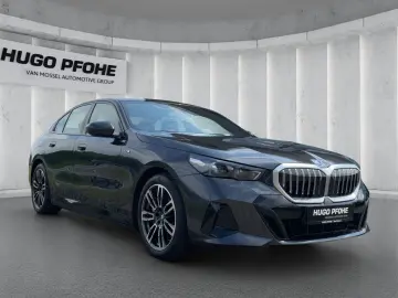 BMW 550e Plug-in Hibrid Sedan