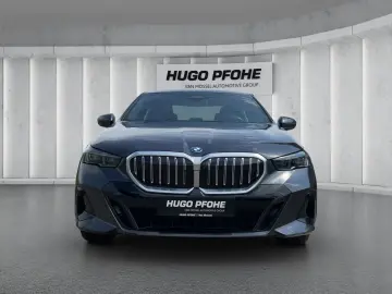 BMW 550e Plug-in Hibrid Sedan