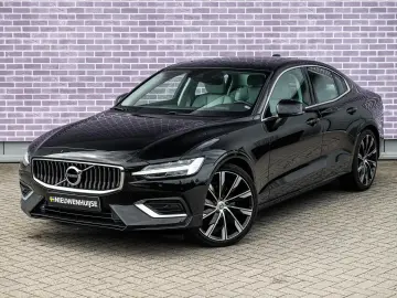 Volvo S60 2.0 B4 Plus Bright Pano