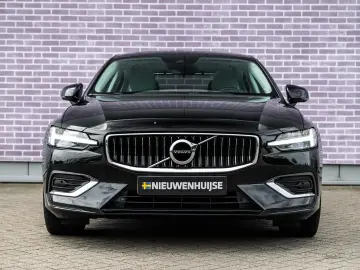 Volvo S60 2.0 B4 Plus Bright Pano