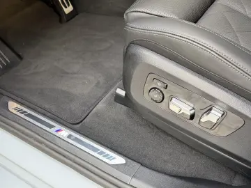 BMW X5 xDr50e M Sport Pro 22Zoll Pano Sitzlüft. AHK