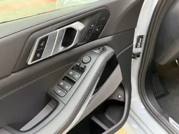 BMW X5 xDr50e M Sport Pro 22Zoll Pano Sitzlüft. AHK