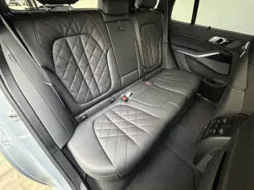 BMW X5 xDr50e M Sport Pro 22Zoll Pano Sitzlüft. AHK