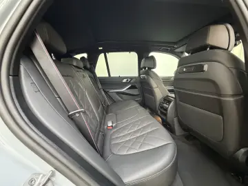BMW X5 xDr50e M Sport Pro 22Zoll Pano Sitzlüft. AHK