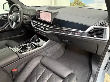 BMW X5 xDr50e M Sport Pro 22Zoll Pano Sitzlüft. AHK