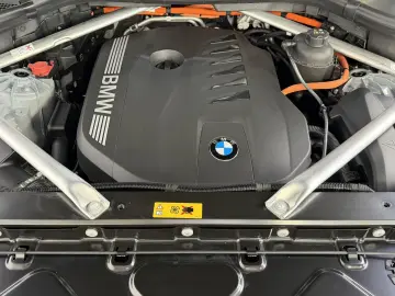 BMW X5 xDr50e M Sport Pro 22Zoll Pano Sitzlüft. AHK