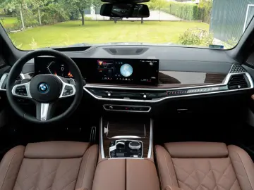 BMW X5 50e M PRO.LUFTFE.SOFTCL.PANO.DR.ASS.PRO.AHK