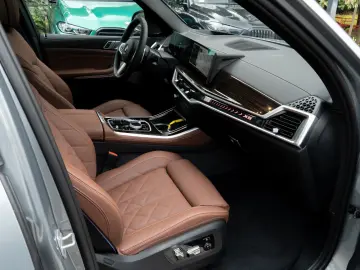 BMW X5 50e M PRO.LUFTFE.SOFTCL.PANO.DR.ASS.PRO.AHK