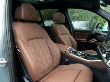 BMW X5 50e M PRO.LUFTFE.SOFTCL.PANO.DR.ASS.PRO.AHK