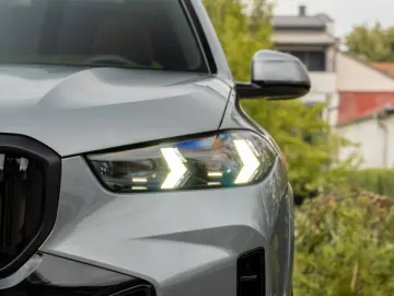 BMW X5 50e M PRO.LUFTFE.SOFTCL.PANO.DR.ASS.PRO.AHK