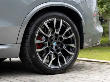 BMW X5 50e M PRO.LUFTFE.SOFTCL.PANO.DR.ASS.PRO.AHK