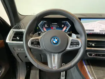 BMW X5 xDrive50e M Sportpaket  Activlenkung  2-Achs