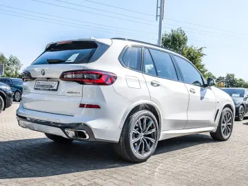 BMW X5 xDrive40d M-Sportpaket AHK PANO Memory-Sitz 3