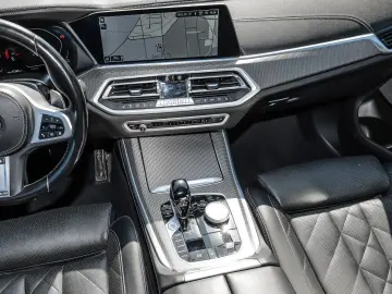 BMW X5 xDrive40d M-Sportpaket AHK PANO Memory-Sitz 3