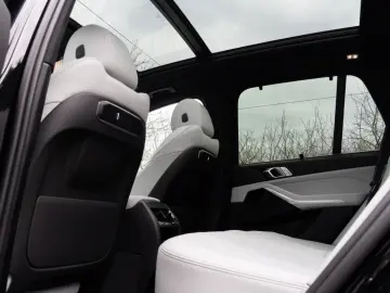 BMW X5 40i M PRO.LUFTF.PANO.DR.ASS.PR.ASS.SHZ.AHK