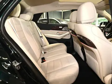 MERCEDES-BENZ GLE 350 d 4M Coupé AMG Sport PANO MULT…