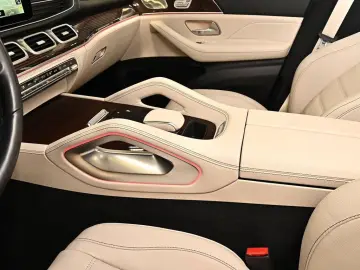 MERCEDES-BENZ GLE 350 d 4M Coupé AMG Sport PANO MULT…