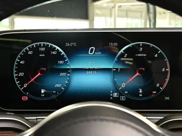 MERCEDES-BENZ GLE 350 d 4M Coupé AMG Sport PANO MULT…