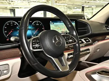 MERCEDES-BENZ GLE 350 d 4M Coupé AMG Sport PANO MULT…