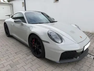 PORSCHE 991 911 Carrera 4 GTS Lift PASM PDLS  BOSE Park