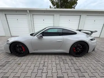 PORSCHE 991 911 Carrera 4 GTS Lift PASM PDLS  BOSE Park