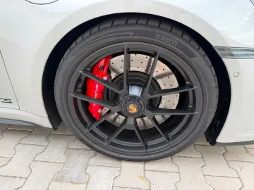 PORSCHE 991 911 Carrera 4 GTS Lift PASM PDLS  BOSE Park