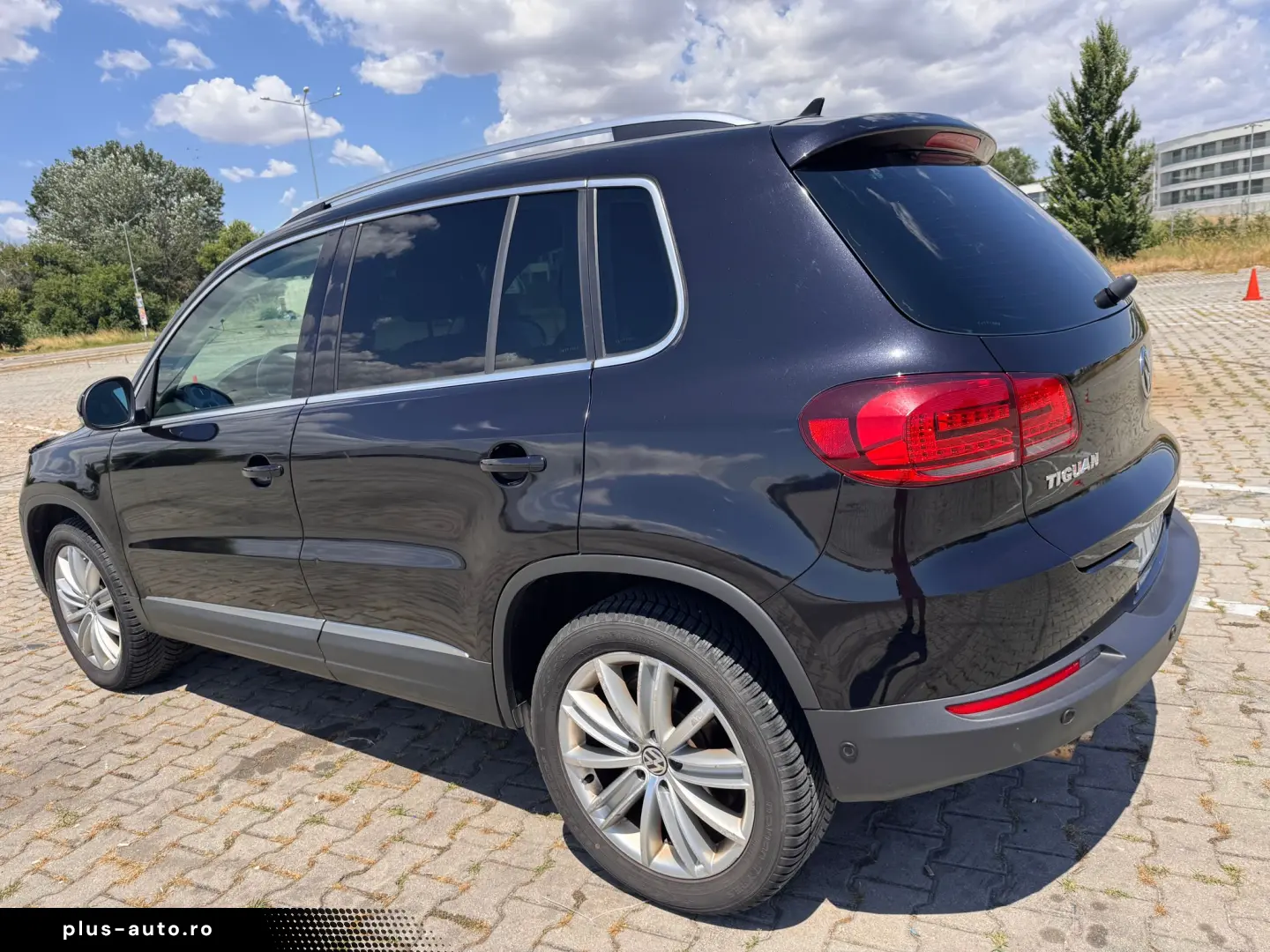 VW Tiguan 2.0 TDI 140 CP 4Motion DSG
