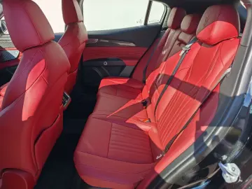 MASERATI Grecale 2.0 MHEV GT Auto 4WD