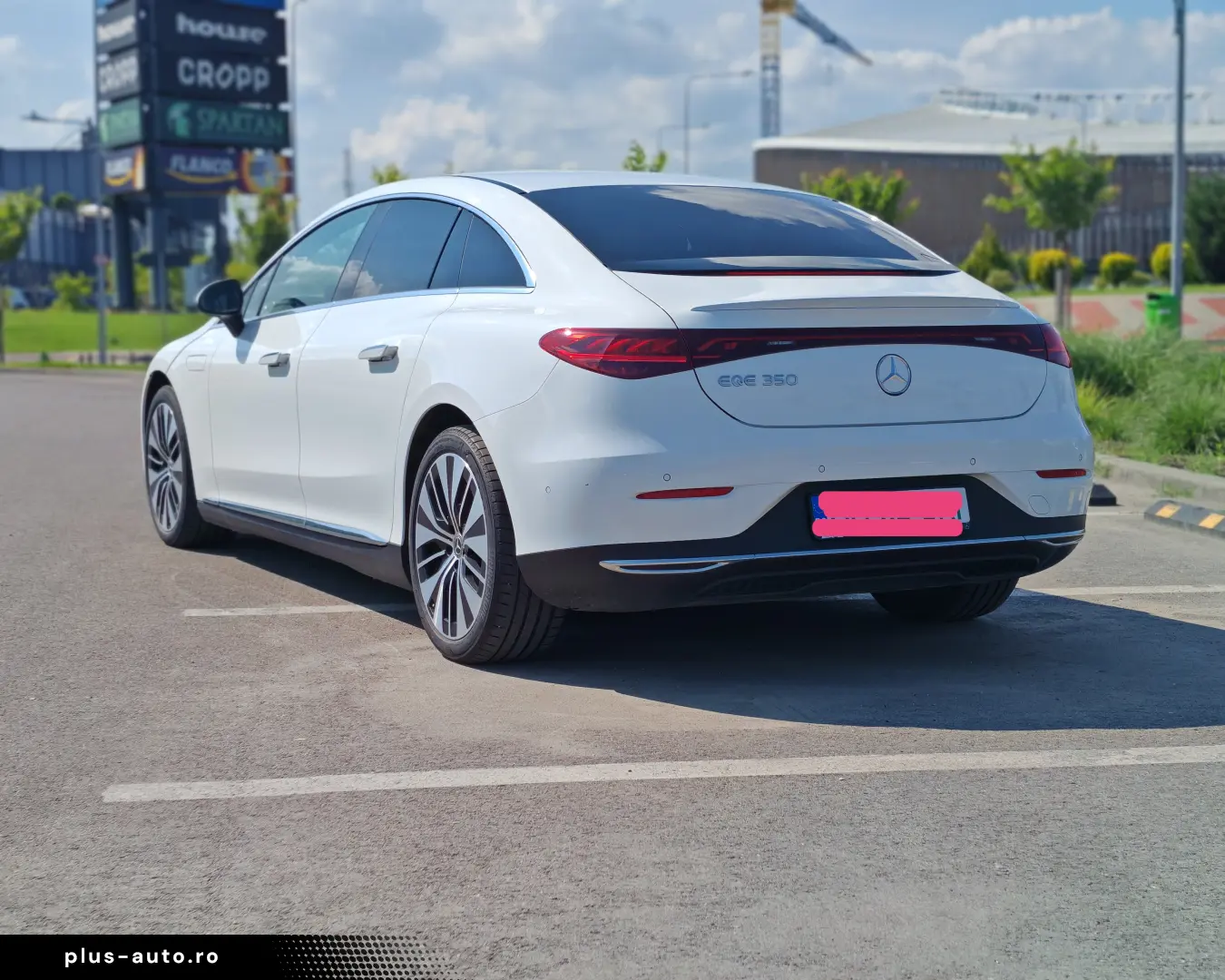 Mercedes-Benz EQE