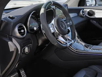 Mercedes-AMG GLC 63 S 4MATIC  V8 510 CP