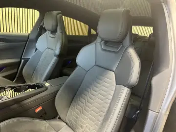 ✨ Audi e-tron GT quattro 476 CP Pano   B&O   Laser   360