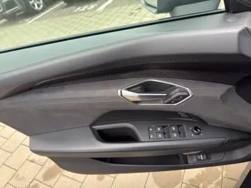 Audi e-tron GT quattro   B&O 3D HUD   Laser Pano Masaj 360
