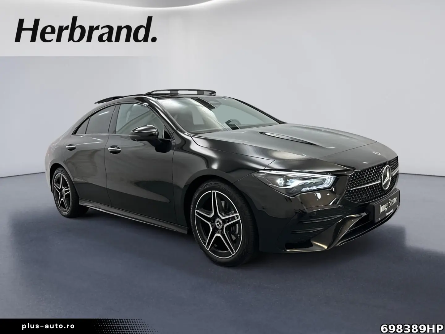MERCEDES-BENZ CLA 180 AMG  Pano Night 360