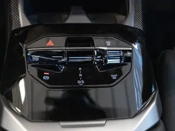 BMW 740 xDrive NEW MODEL 2026 INDIVIDUAL TV
