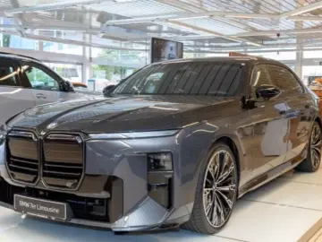 BMW 740 xDrive NEW MODEL 2026 INDIVIDUAL TV