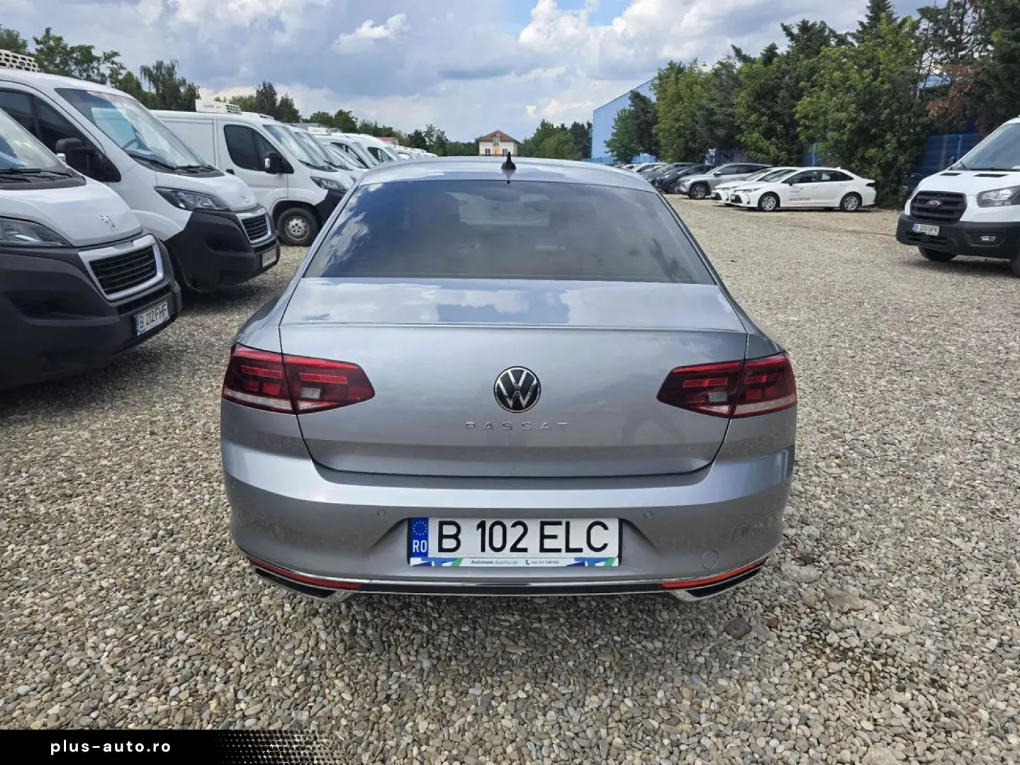 Volkswagen Passat 2022