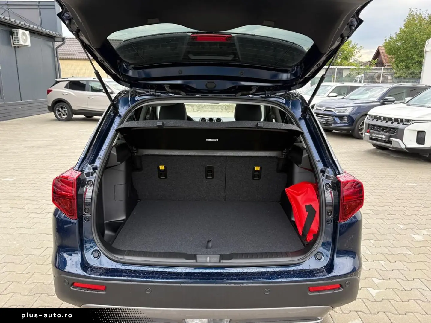 Suzuki Vitara 1.4T Mild Hybrid   2025   4WD   MT   echipare