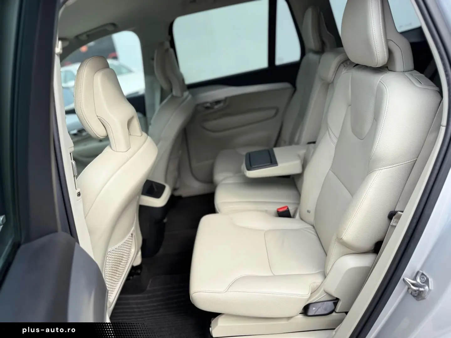 Volvo Xc-90