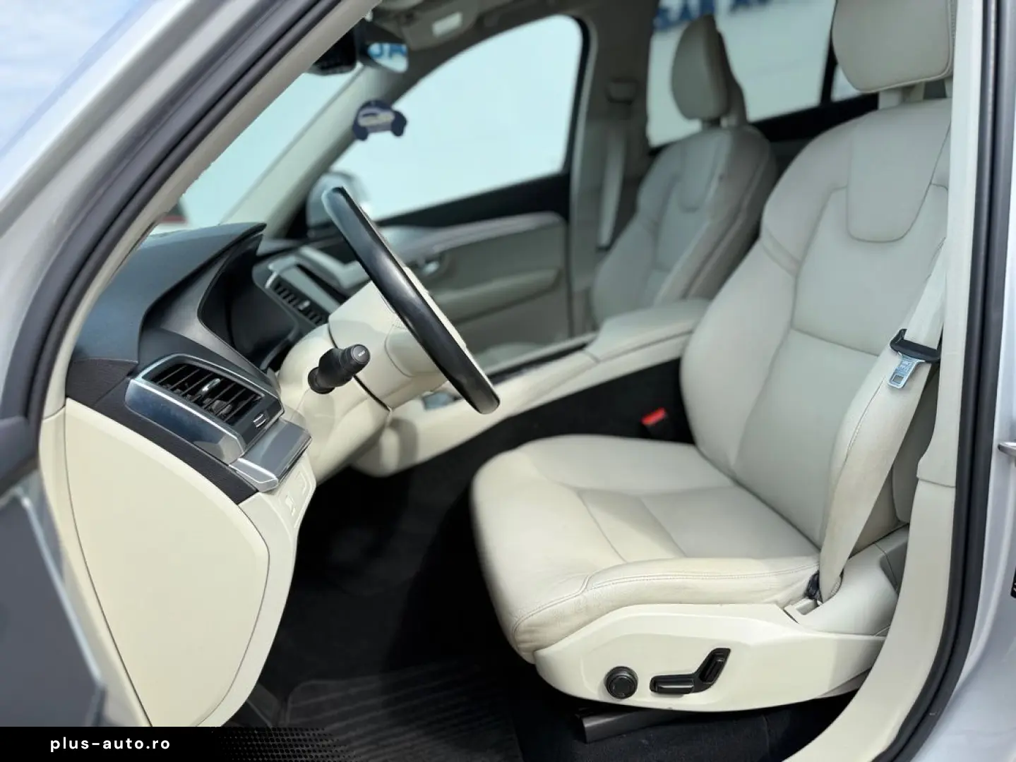 Volvo Xc-90