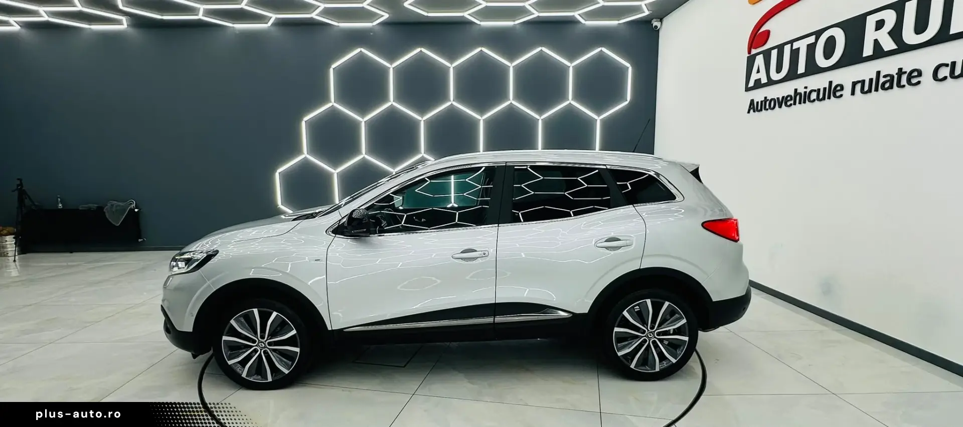 RENAULT KADJAR BOSE 2016 1.6D E6  Garantie 12 Luni Rate Avan