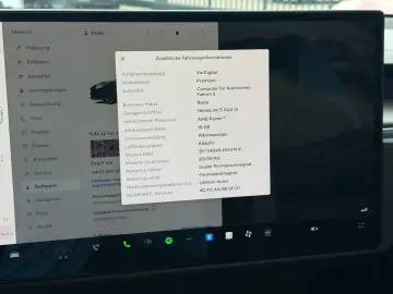 TESLA MODEL S PLAID