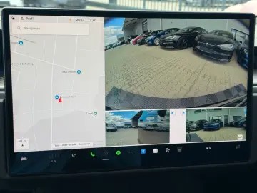 TESLA MODEL S PLAID