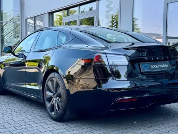 TESLA Model S Dualmotor