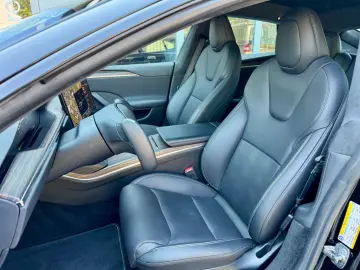 TESLA Model S Dualmotor