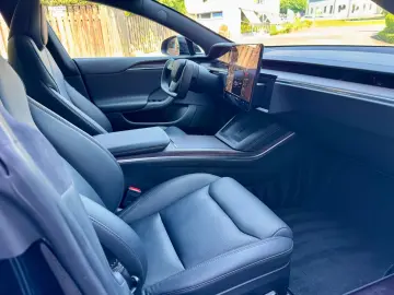 TESLA Model S Dualmotor