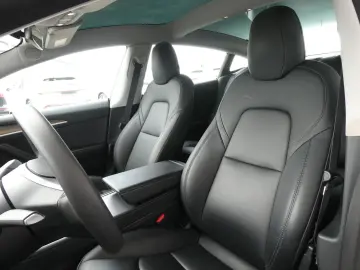 TESLA Model 3 Long Range Dual AWD