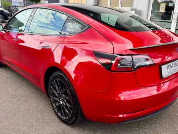 TESLA Model 3 Performance Dual AWD