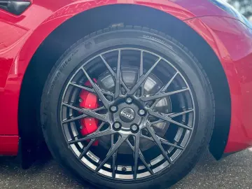 TESLA Model 3 Performance Dual AWD