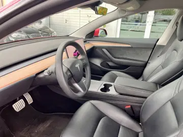 TESLA Model 3 Performance Dual AWD